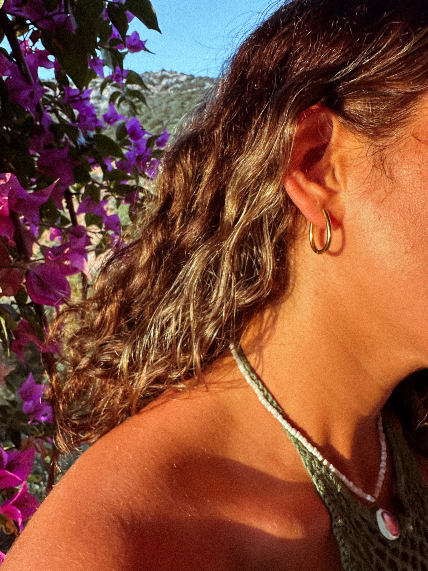 JOLLY HOOP EARRING