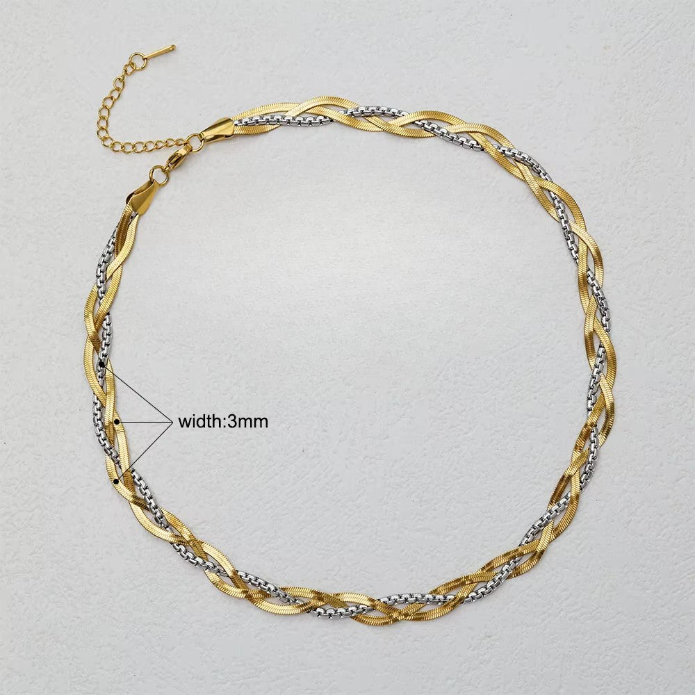 OLEA NECKLACE