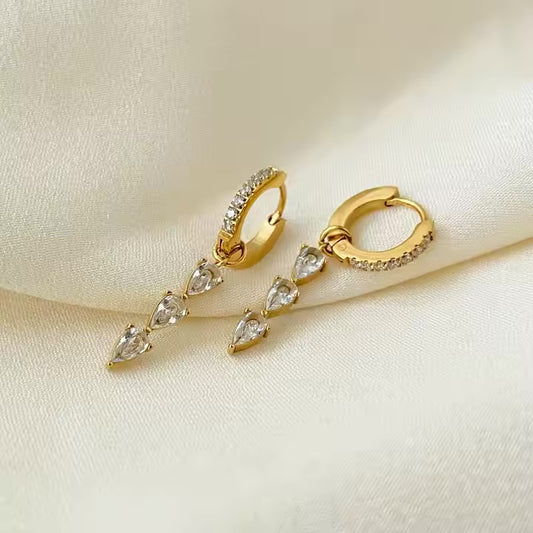 TARA EARRING