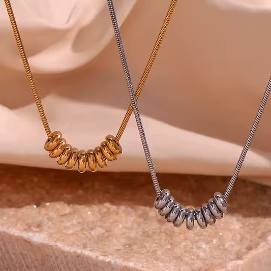 NOMA NECKLACE